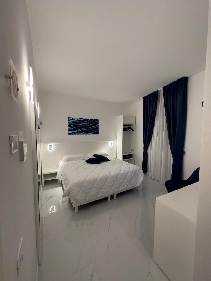 Hotel Smart Cruise Civitavecchia Exteriér fotografie