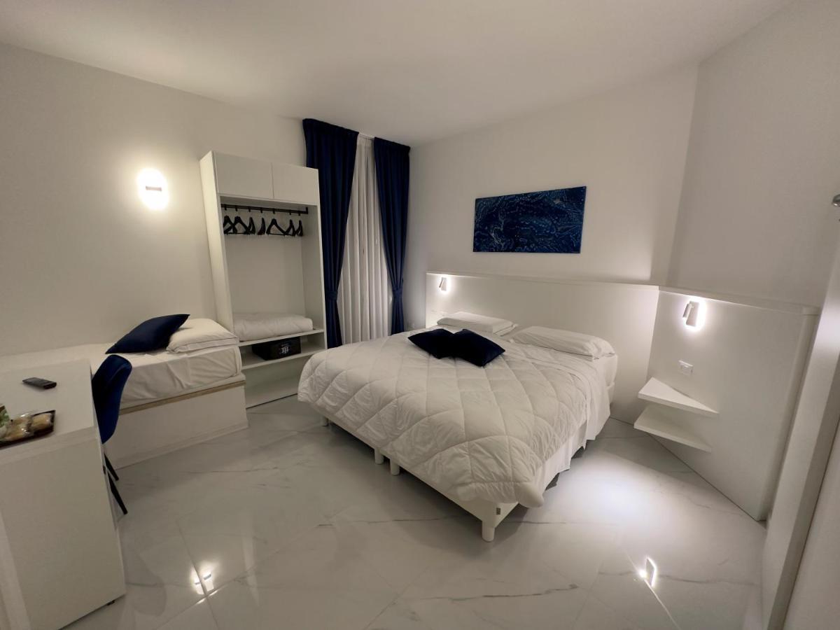 Hotel Smart Cruise Civitavecchia Exteriér fotografie