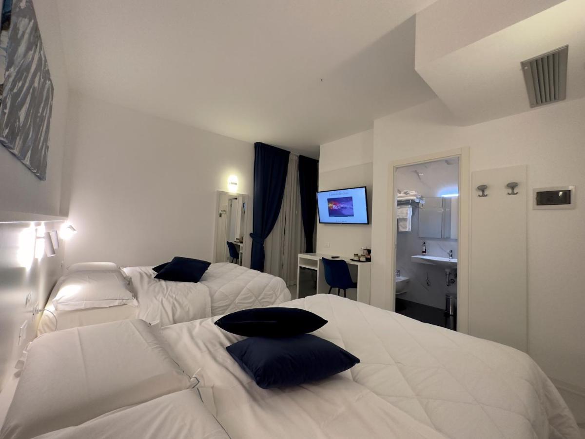 Hotel Smart Cruise Civitavecchia Exteriér fotografie