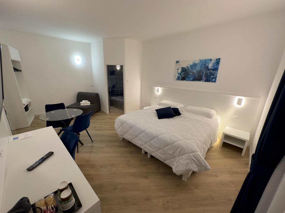 Hotel Smart Cruise Civitavecchia Exteriér fotografie