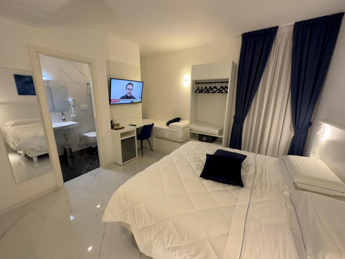 Hotel Smart Cruise Civitavecchia Exteriér fotografie