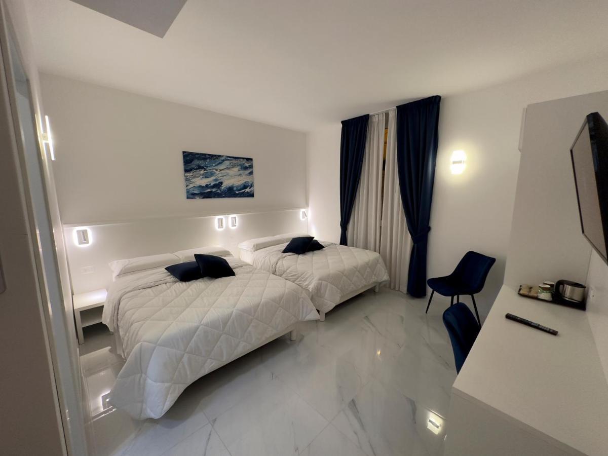 Hotel Smart Cruise Civitavecchia Exteriér fotografie